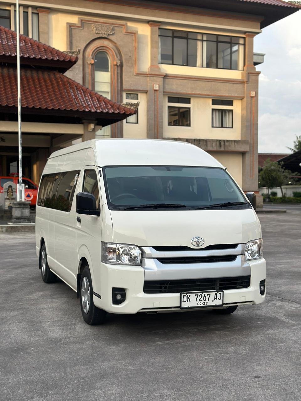 Hi Ace Van With Bali Private Driver